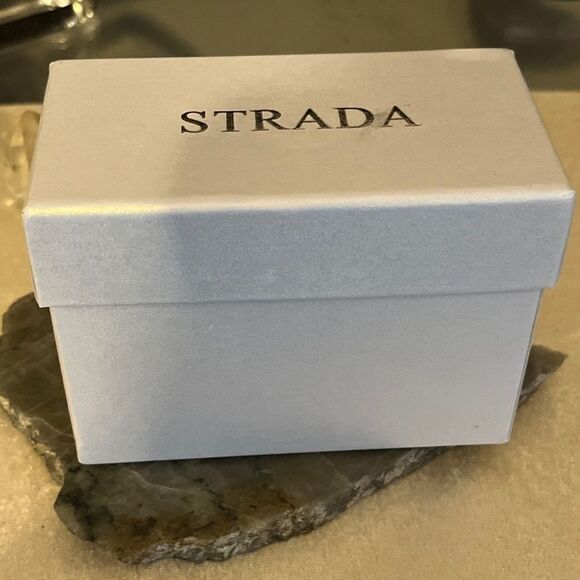 Luxury Galilea Rose Quartz Crystal Wristwatch Bracelet - Picture 5 of 13